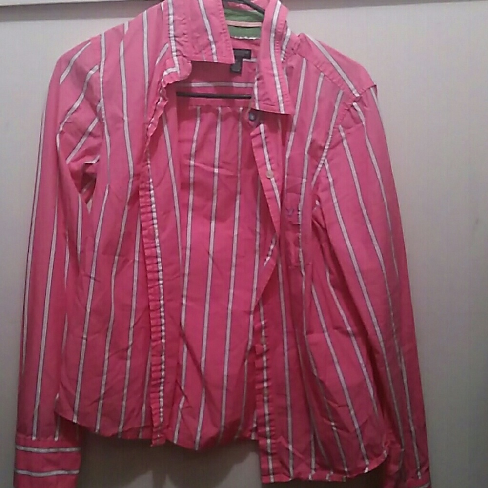 American eagle button down